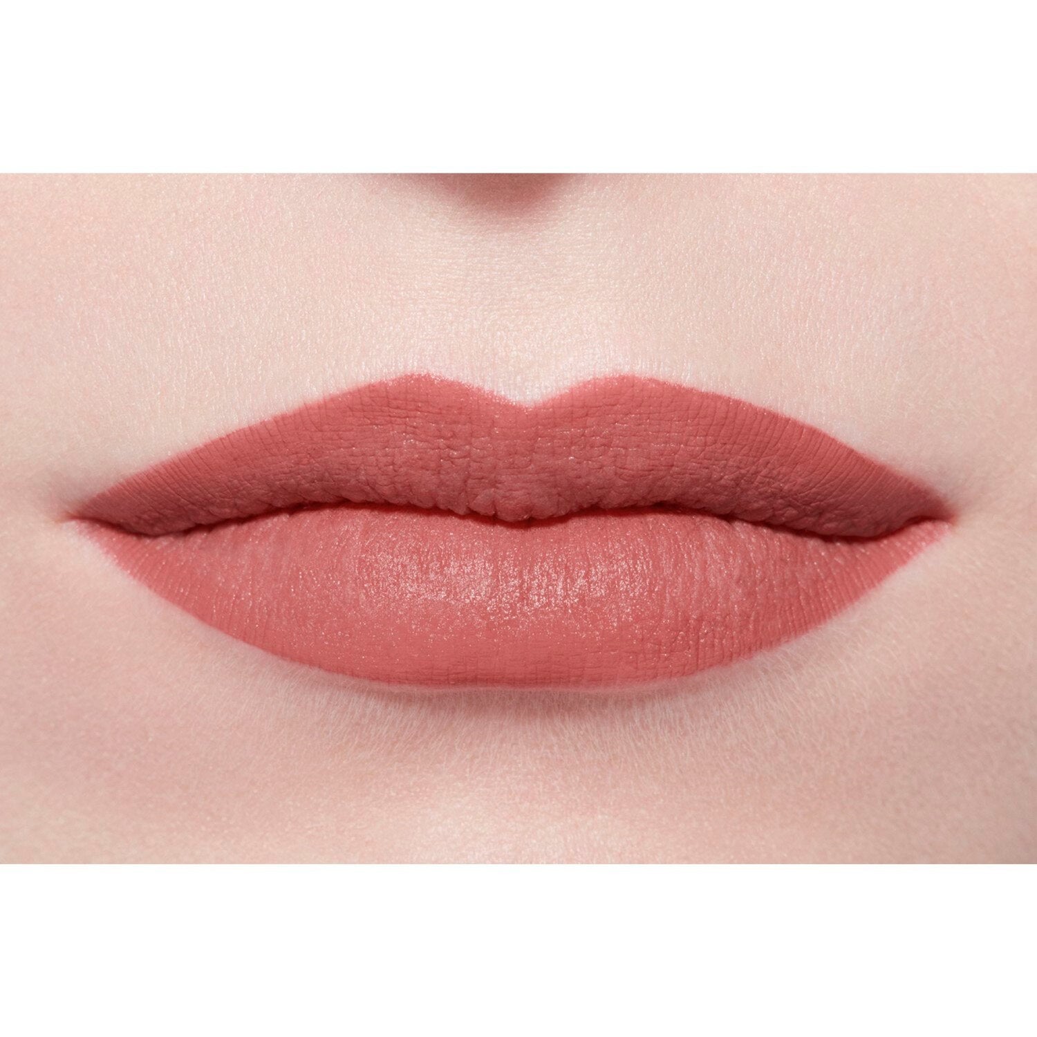 Chanel Rouge Allure Velvet Luminous Matte Lip Colour 3.5 g / Net Wt. 0.12 oz. (62 Libre)