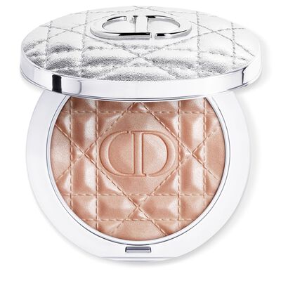 Dior Forever Glow Liminizer Net wt. 0.21. oz. (02 Gold Halo) Iluminador en Polvo