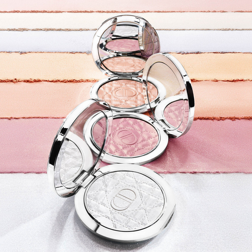 Dior Forever Glow Liminizer Net wt. 0.21. oz. (02 Gold Halo) Iluminador en Polvo