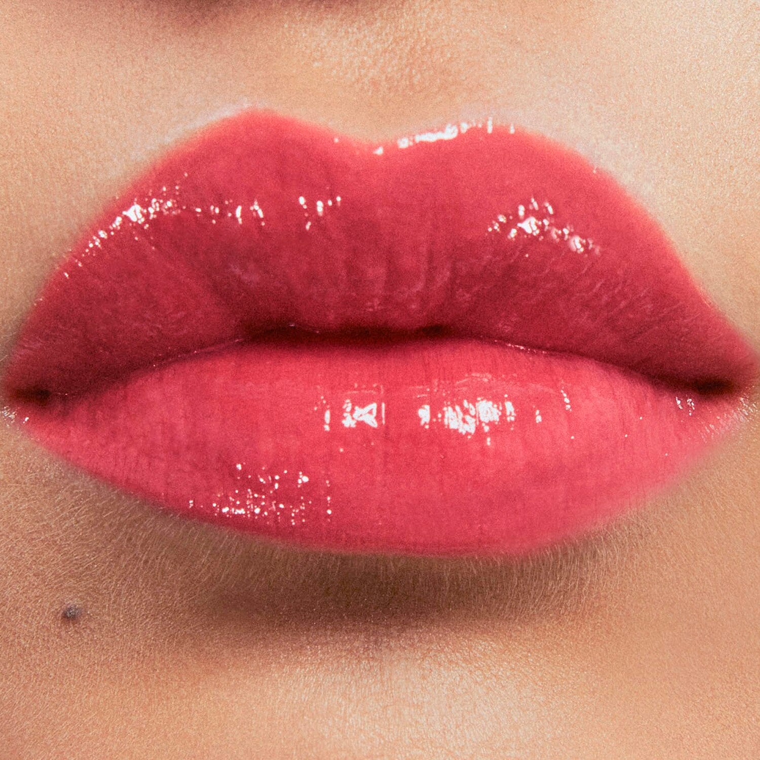 YSL Loveshine Net Wt. 0.11 oz. / 3.2 g. (212 Deep Ruby)