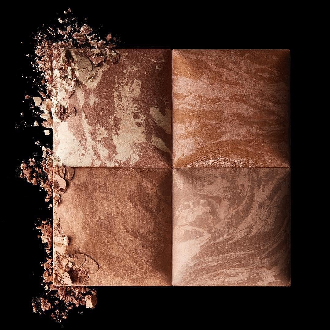Hourglass Ambient Lighting Powder .35 oz. 7 10 g. (Diffused Bronze Light)