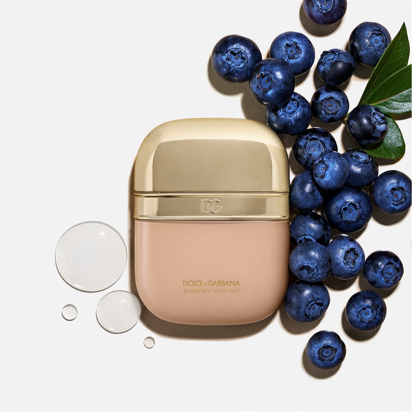 Dolce & Gabbana Blueberry Nutri-Tint Hydra-Glow & Fresh Skin Tint 30 ml (07N Light)