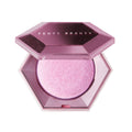 Fenty Beauty Diamond Bomb Net. 8g. / 0.28 Oz. (Levender Luvr 03) Iluminador en polvo