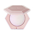 Fenty Beauty Diamond Bomb Net. 8g. / 0.28 Oz. (Pink Ice 04) Iluminador en polvo