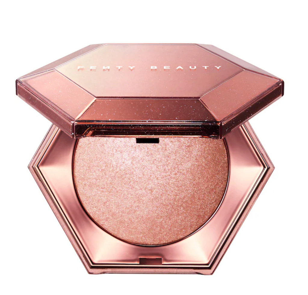 Fenty Beauty Diamond Bomb Net. 8g. / 0.28 Oz. (Rosé Rave 02) Iluminador en polvo
