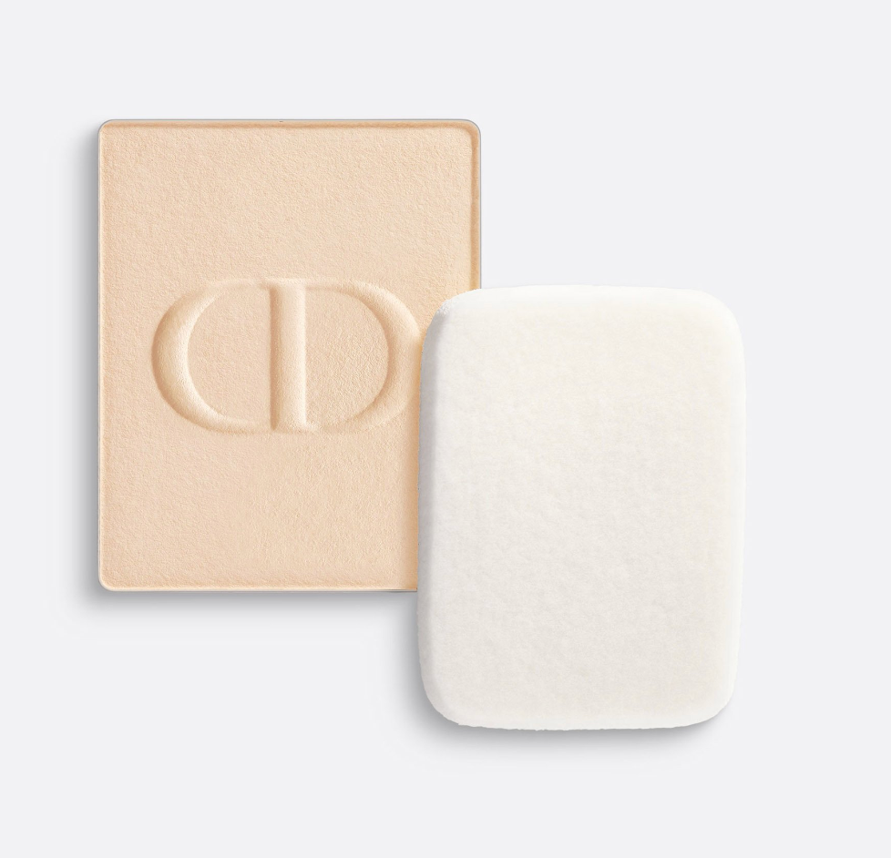 Dior Forever Natural Velvet 10 g / Net Wt. 0.35 oz. (1W Warm)
