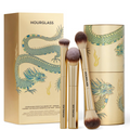 Hourglass Complexion Essentials Brush Set Dragon (Set de Brochas) Edición Limitada 3 pzas.