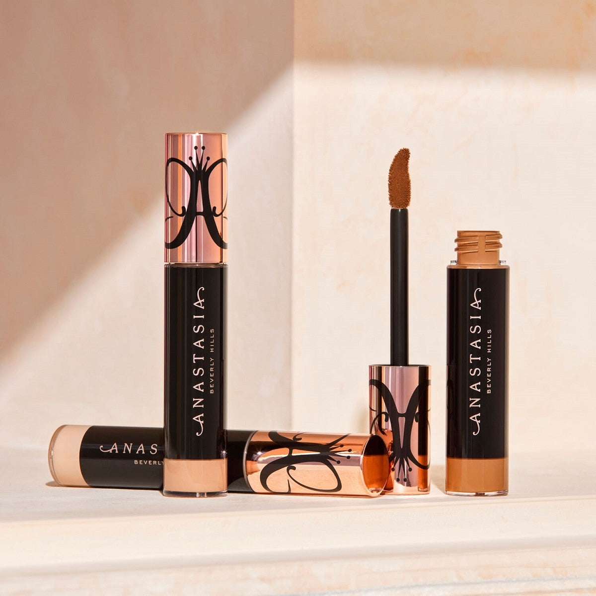 Anastasia Beverly Hills Magic Touch Concealer 12 mL / 0.4 Fl. Oz. (7)